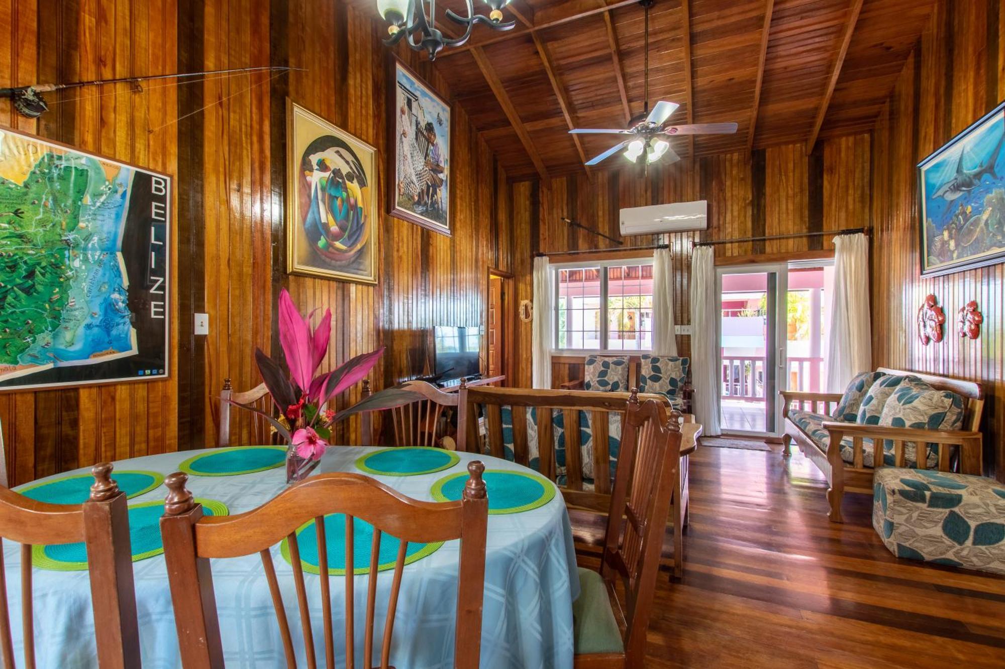 Miramar Suites Placencia الغرفة الصورة